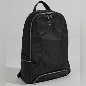 Buff Bunny Game Changer backpack(black/gold zipper)